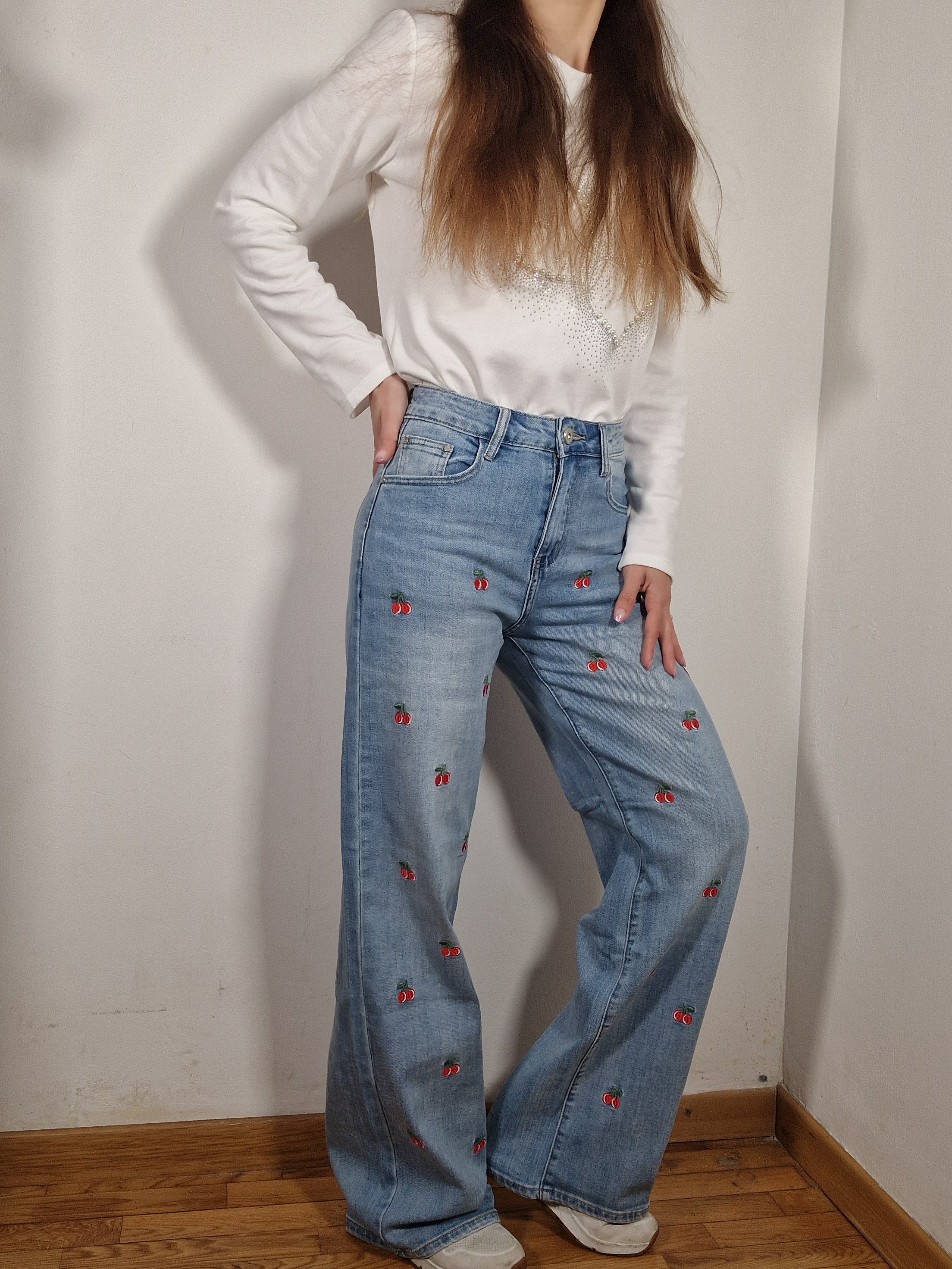 JEANS CILIEGE LARGHI