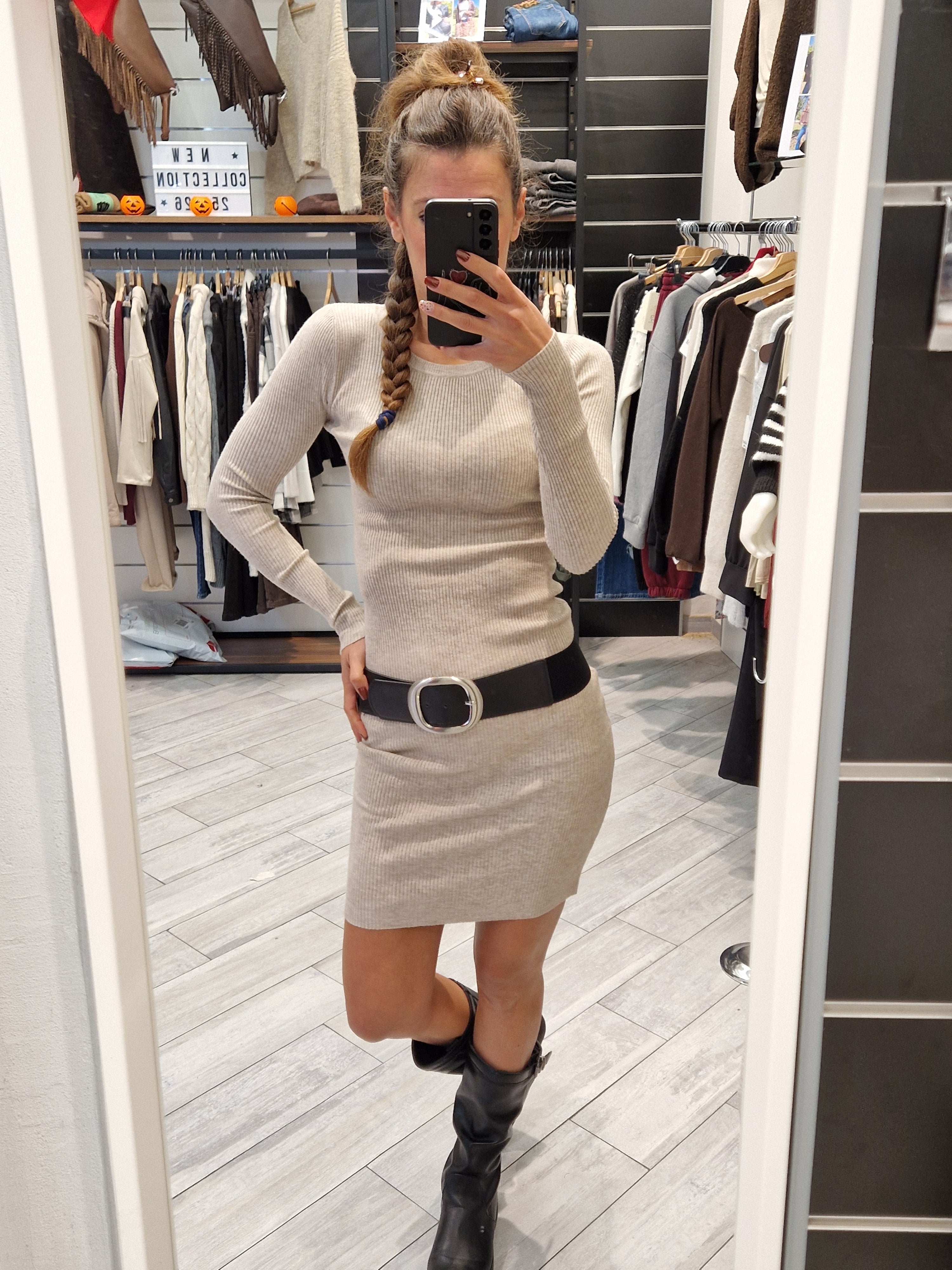 VESTITINO MONICA